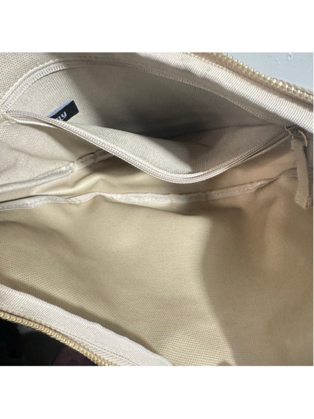 July Everyday Crescent tan taupe beige neutral hobo sling crossbody handbag - Picture 6 of 7